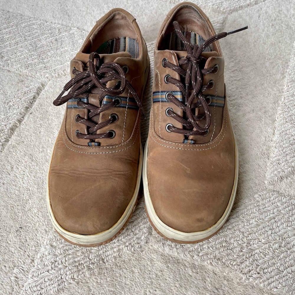 Clarks casual shoes 9